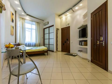 квартира за адресою Богдана Хмельницького вул., 32