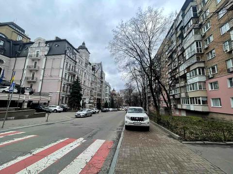 квартира за адресою Богдана Хмельницького вул., 88-92
