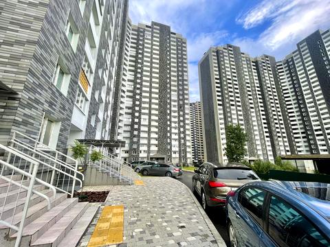 квартира за адресою Сім'ї Кульженків вул. (Петра Дегтяренка), 21