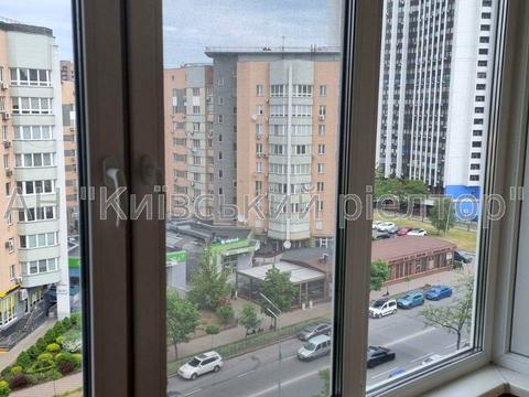 квартира за адресою Раїси Окіпної вул., 5