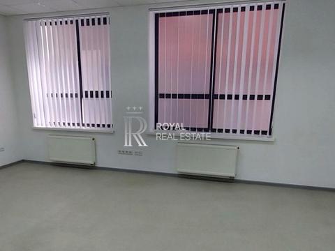 комерційна за адресою Красилівська вул., 5