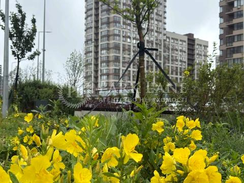 квартира за адресою Родини Крістерів вул., 14-Б