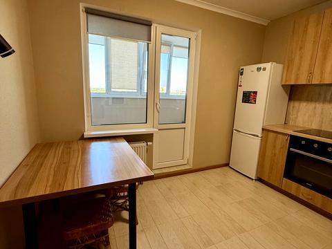 квартира за адресою Ревуцького вул., 54