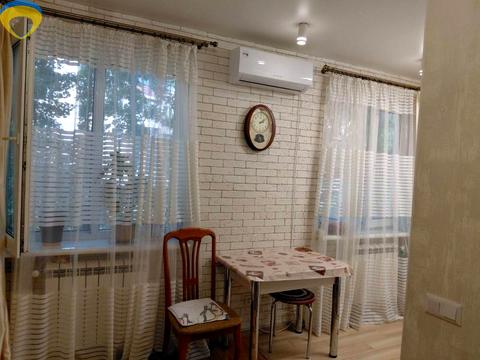 квартира за адресою Космонавтів вул., 16