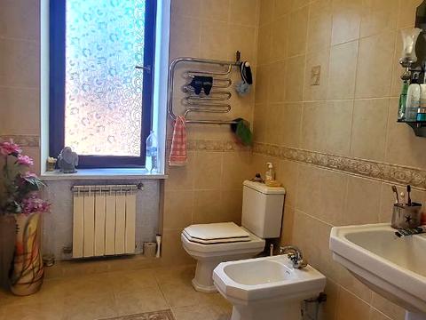 будинок за адресою Світанку вул., 5