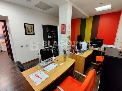 комерційна за адресою Євгена Чикаленка вул. (Пушкінська), 32-Б