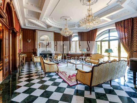 будинок за адресою смт. Козин, Столичне шосе