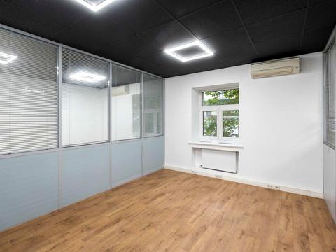 комерційна за адресою Івана Франка вул., 29