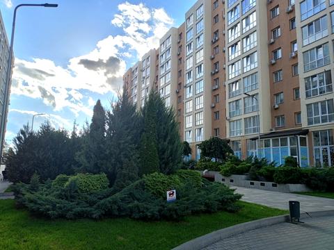 квартира по адресу Героев Небесной Сотни просп., 26/13