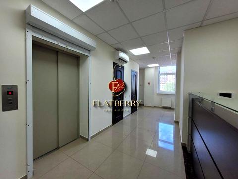 комерційна за адресою Спаська вул., 5