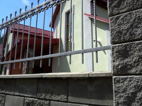 будинок за адресою Радуга