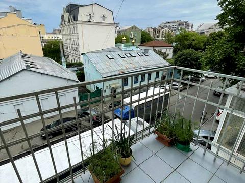 квартира за адресою Почайнинська вул., 23
