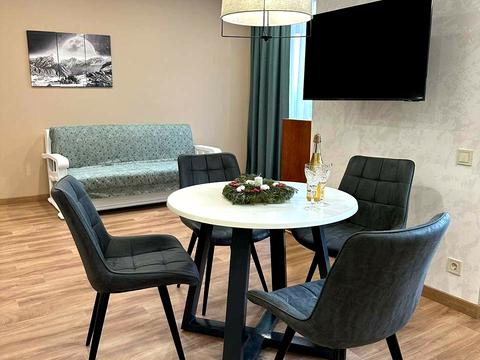 квартира за адресою Богдана Хмельницького вул., 76