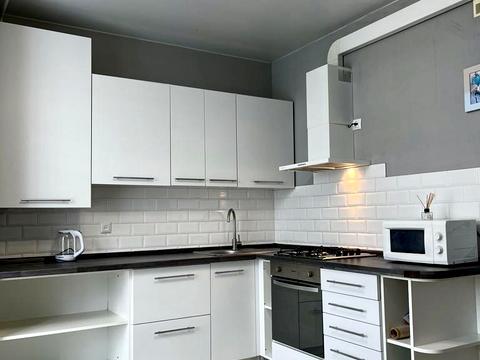 квартира по адресу вул. Практична, 3