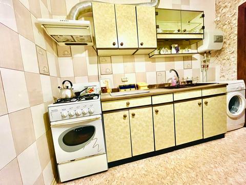 квартира за адресою Космічна вул., 24а