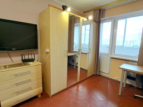 квартира по адресу Ревуцкого ул., 10/2