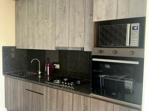 квартира за адресою Домбровського вул., 3