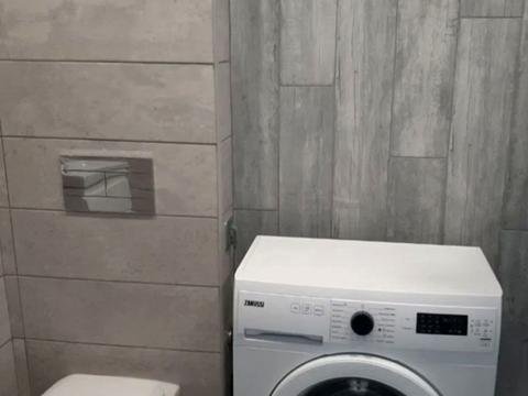 квартира за адресою Академіка Булаховського вул., 2