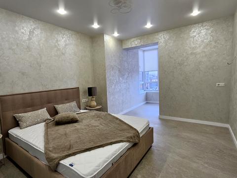 квартира по адресу Домбровського ул., 3б, к.4-7
