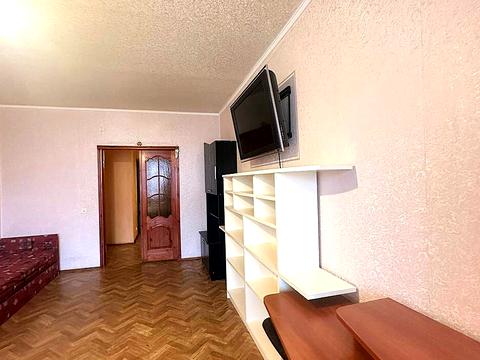 квартира за адресою Анни Ахматової вул., 16-Б
