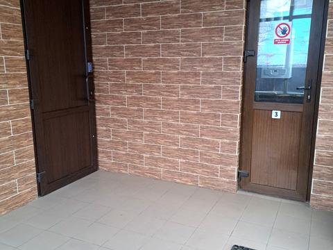 комерційна за адресою Чорних Запорожців вул. (Короленка), 25