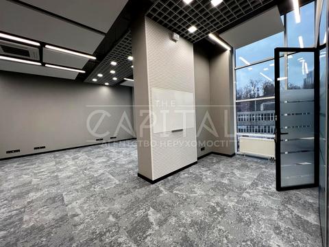 комерційна за адресою Глибочицька вул., 73