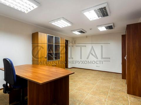 комерційна за адресою Дегтярівська вул., 45