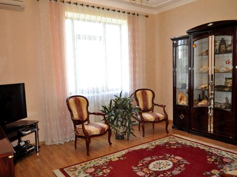 будинок за адресою Світанку вул., 5