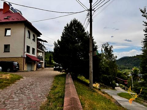 коммерческая по адресу Свободи ул., 331