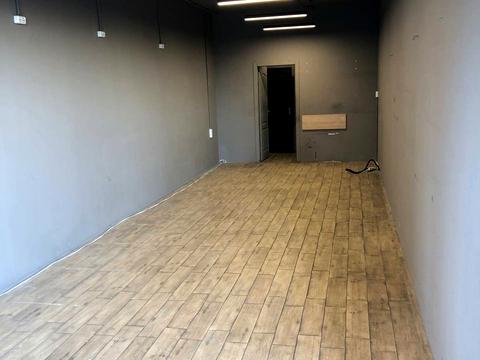 комерційна за адресою Юрія Кондратюка вул., 3