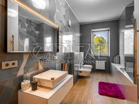 дом по адресу Світанкова