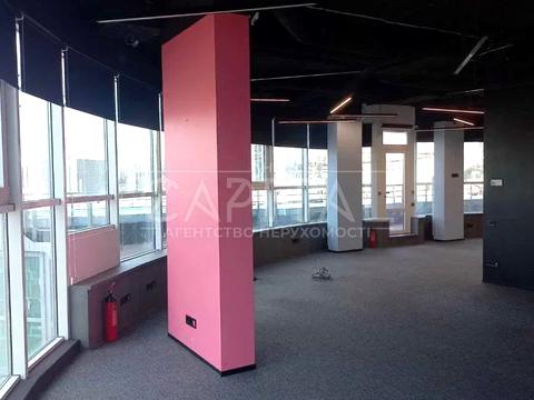 комерційна за адресою Жилянська вул., 118