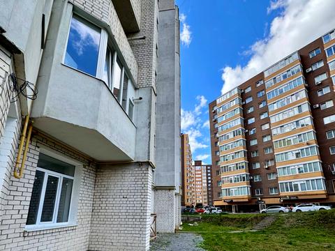 комерційна за адресою Соборна вул., 283