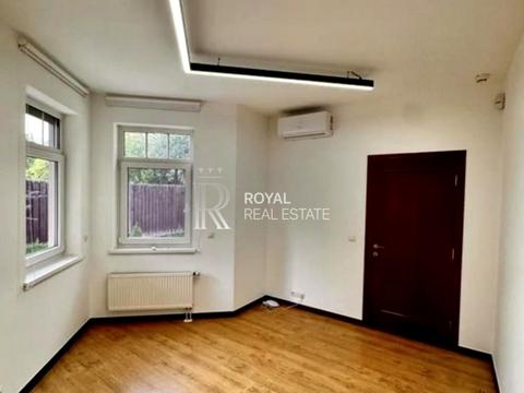 будинок за адресою Крутогірна вул., 52