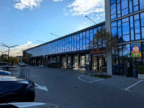 комерційна за адресою Рівне, Пасхальна, 28