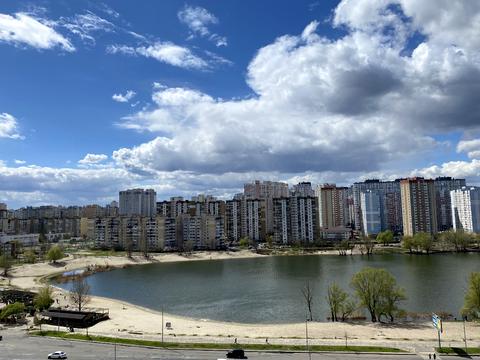 квартира за адресою Ревуцького вул., 13