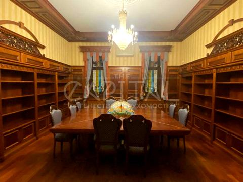 комерційна за адресою Золотоворітська вул., 2-А