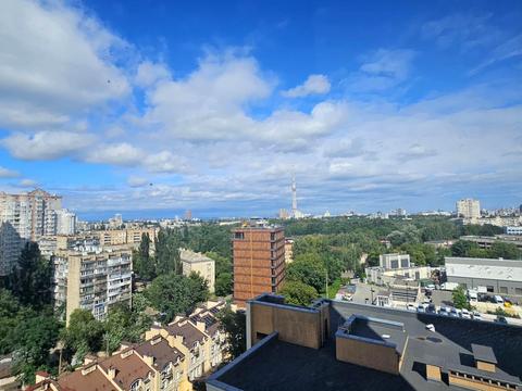 квартира за адресою Авіаконструктора Ігоря Сікорського вул. (Танкова), 4-Г