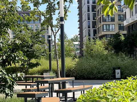 квартира за адресою Салютна вул., 2к21