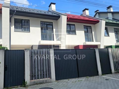 дом по адресу Українська ул.