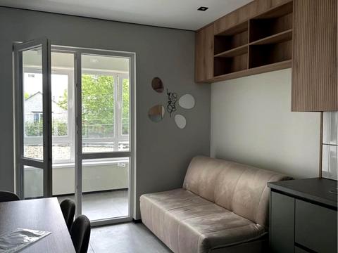 квартира за адресою Повітряна вул., 78
