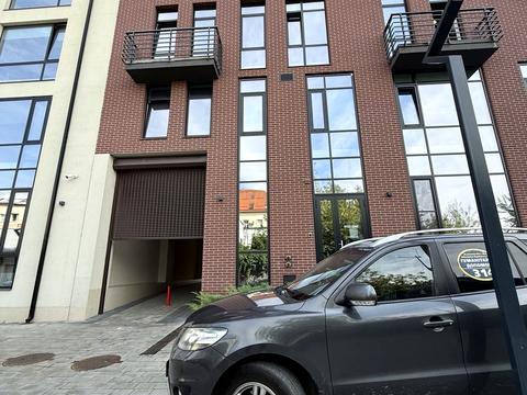 комерційна за адресою Газова вул., 7