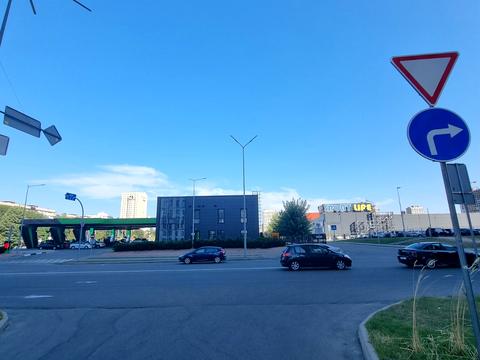 комерційна за адресою Європейського Союзу просп. (Правди), 49