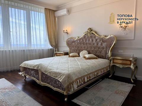 квартира за адресою Літературна вул., 12а, к.1