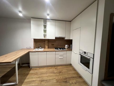 квартира за адресою Зелена вул., 204б