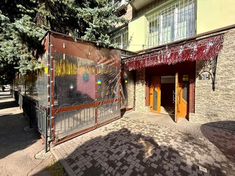 коммерческая по адресу Бориса Лятошинського ул., 11