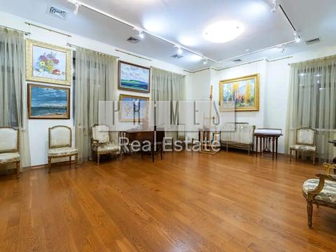 комерційна за адресою Кудрявська вул., 8-А