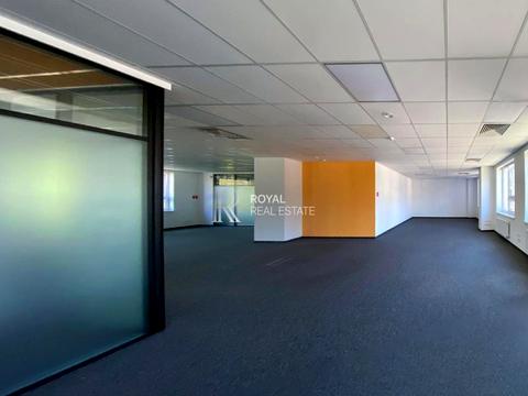 коммерческая по адресу Елены Телиги ул., 6