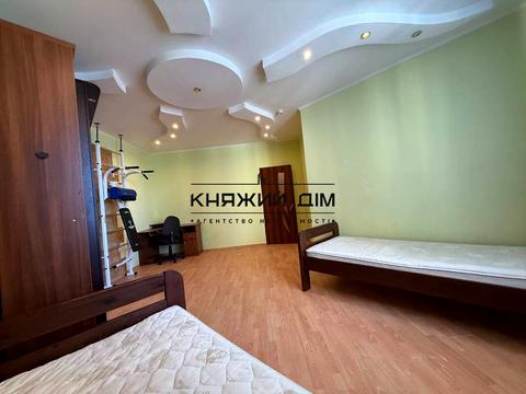 квартира за адресою Срібнокільська вул., 1