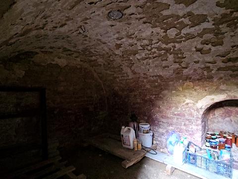 будинок за адресою с. Плужники, Червоноармійська